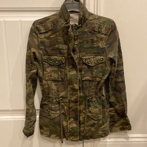 Camo vintage jacket.